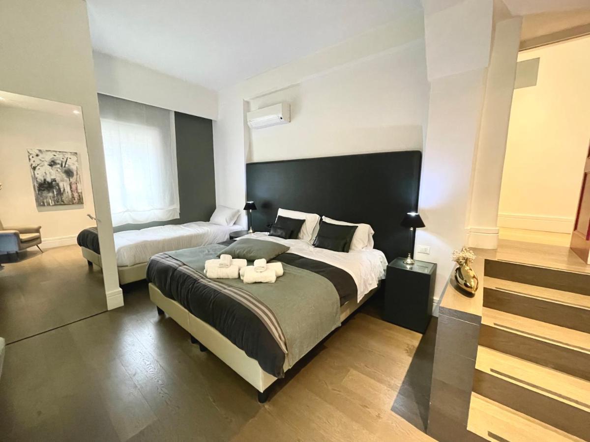 Xenia Luxury Rooms レッジョ・ディ・カラブリア エクステリア 写真