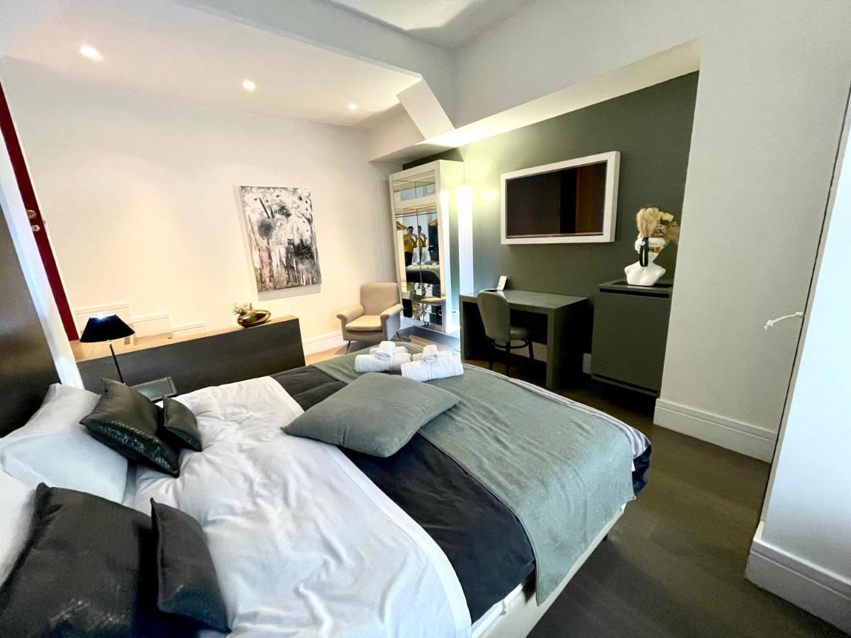 Xenia Luxury Rooms レッジョ・ディ・カラブリア エクステリア 写真