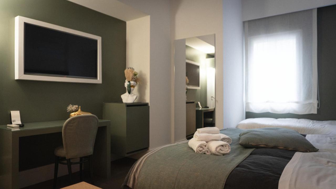 Xenia Luxury Rooms レッジョ・ディ・カラブリア エクステリア 写真
